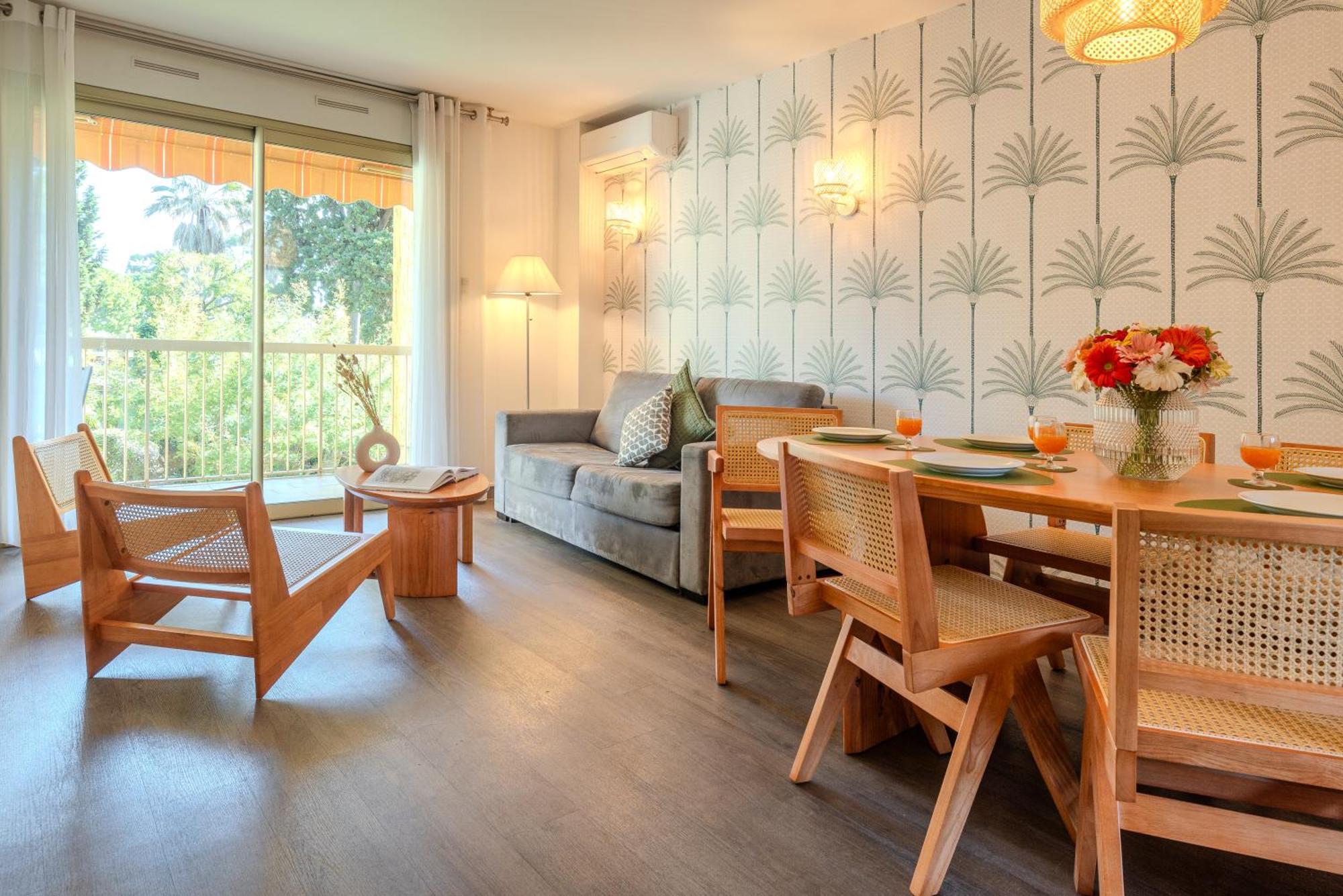 Les 15 Pins & La Mer -Your Green Getaway Near Sea & Beach Antibes Luaran gambar
