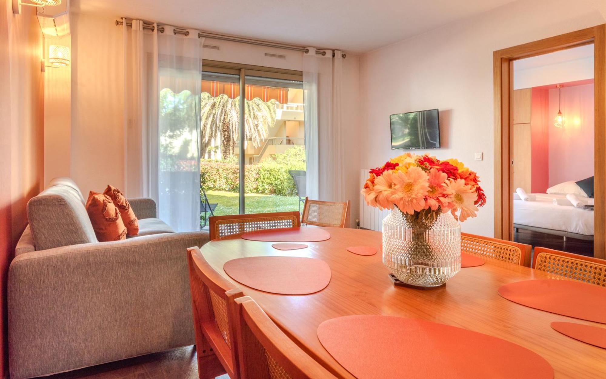 Les 15 Pins & La Mer -Your Green Getaway Near Sea & Beach Antibes Luaran gambar